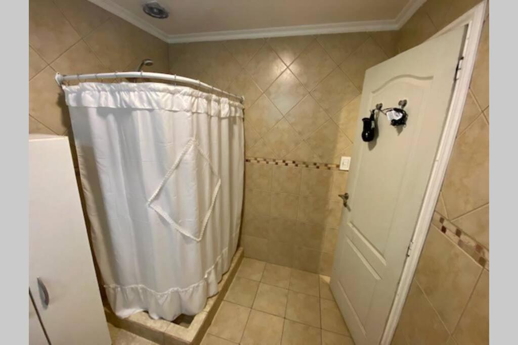 エル・カラファテDepartamento Amplio En Pleno Centroアパートメント エクステリア 写真